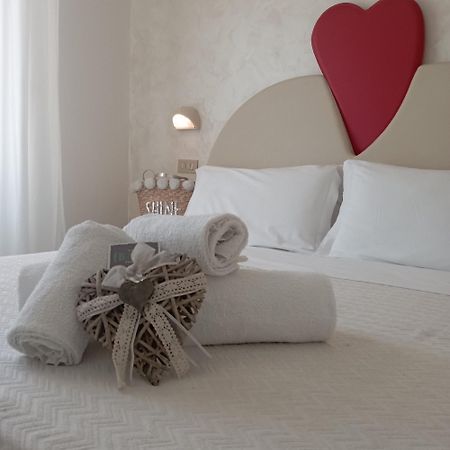 ריצ'יונה Hotel Raul מראה חיצוני תמונה