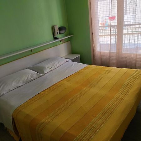 ריצ'יונה Hotel Raul מראה חיצוני תמונה