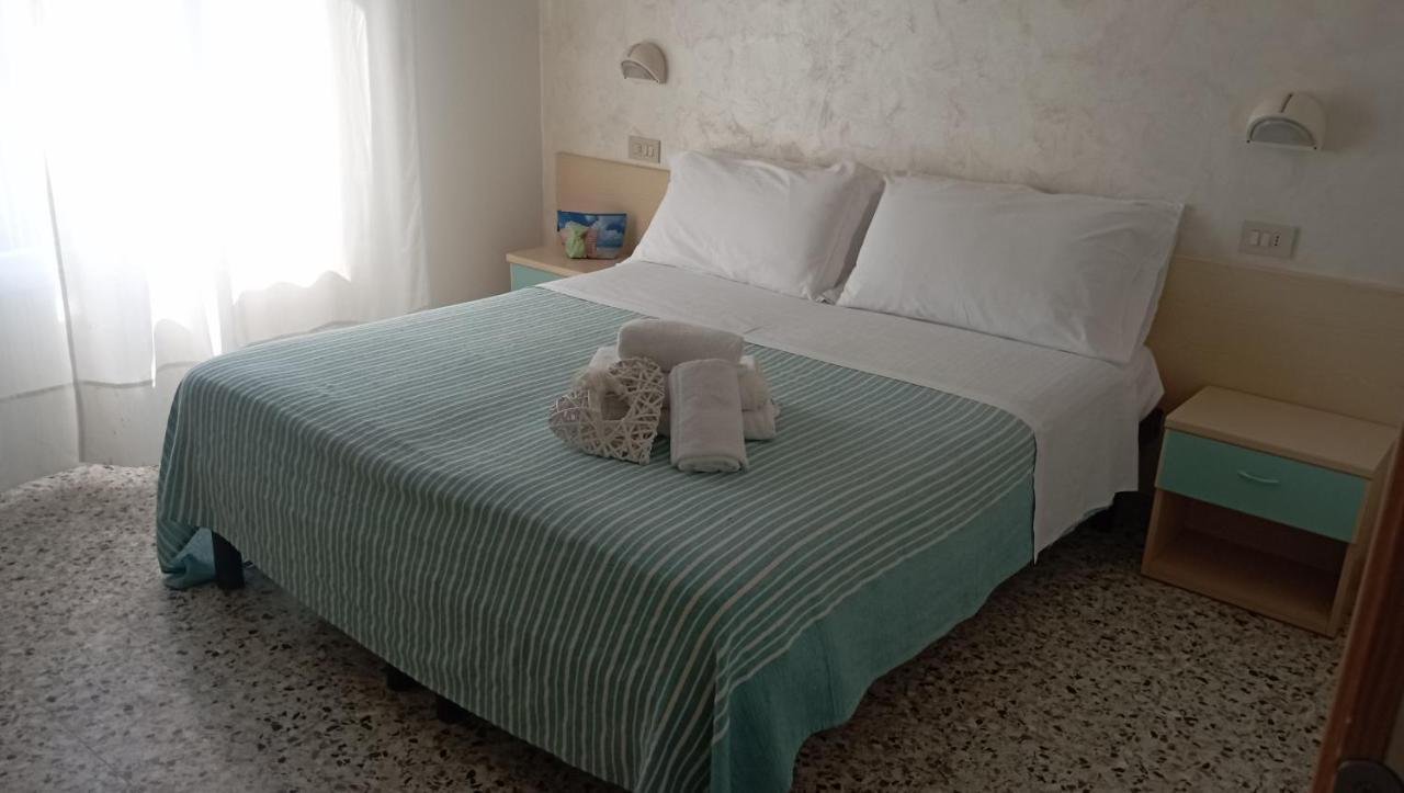 ריצ'יונה Hotel Raul מראה חיצוני תמונה